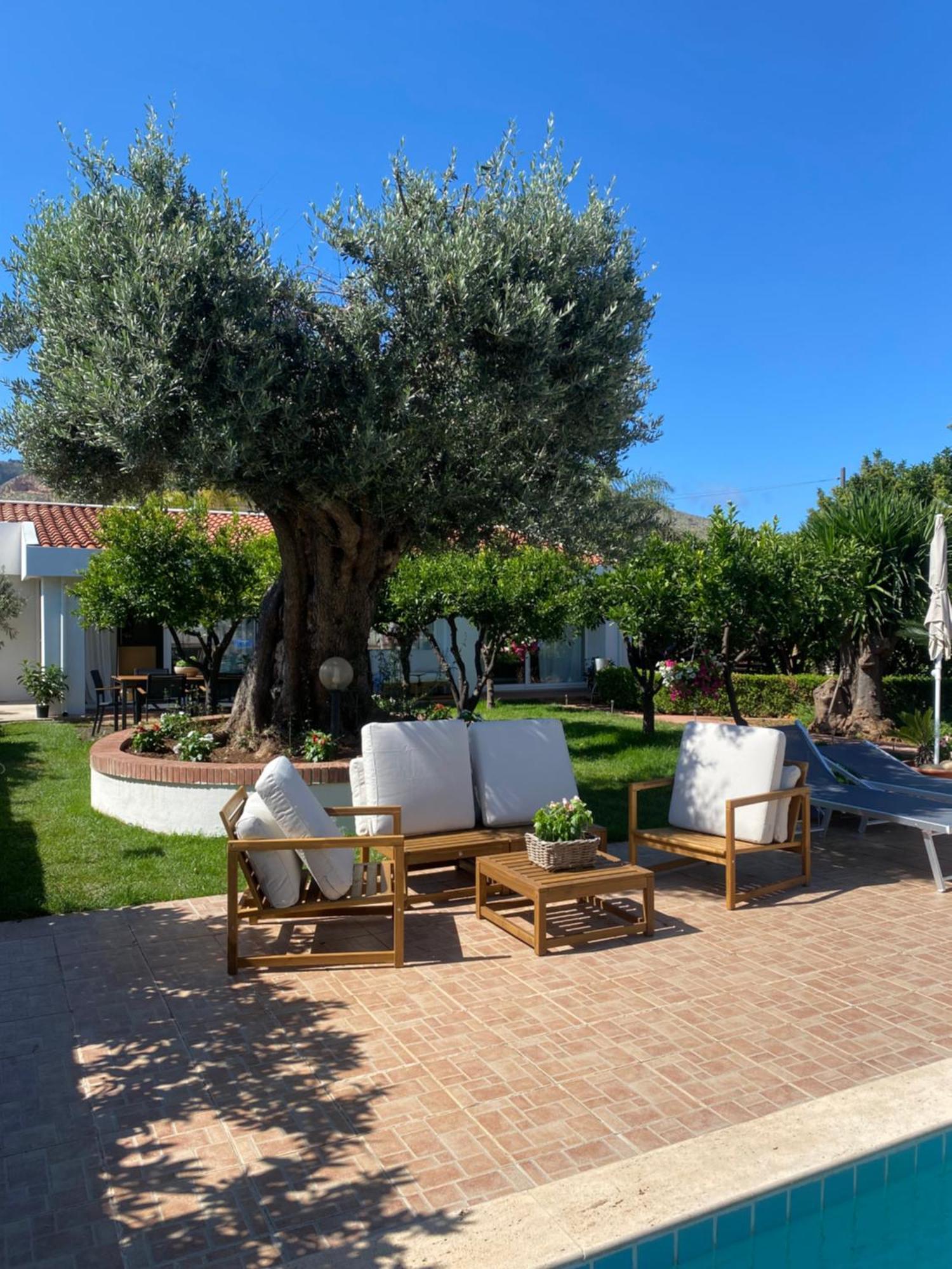 Villa Ribaudo Relax Мондело Екстериор снимка